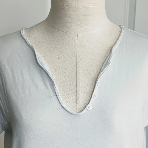 Zadig & Voltaire Tee Tunisien MC Skull V-Neck Short Sleeve Metallic Grey M NWT - Picture 7 of 16